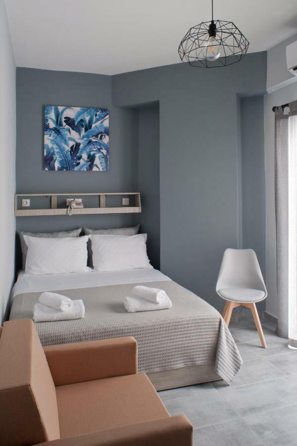 Hotel Liprando Nausa Zewnętrze zdjęcie