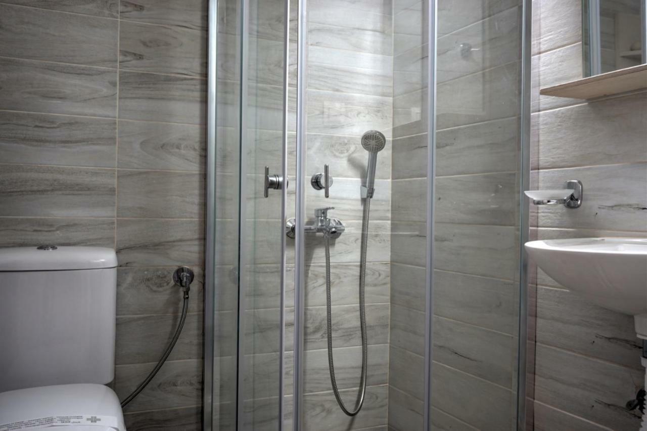 Hotel Liprando Nausa Zewnętrze zdjęcie